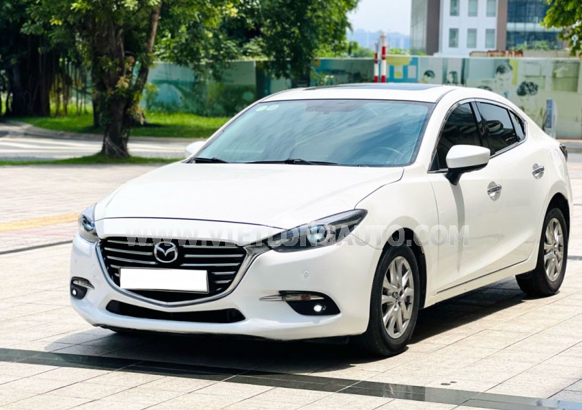 Mazda 3 1.5 AT 2018 Trắng, Nội Thất Đen