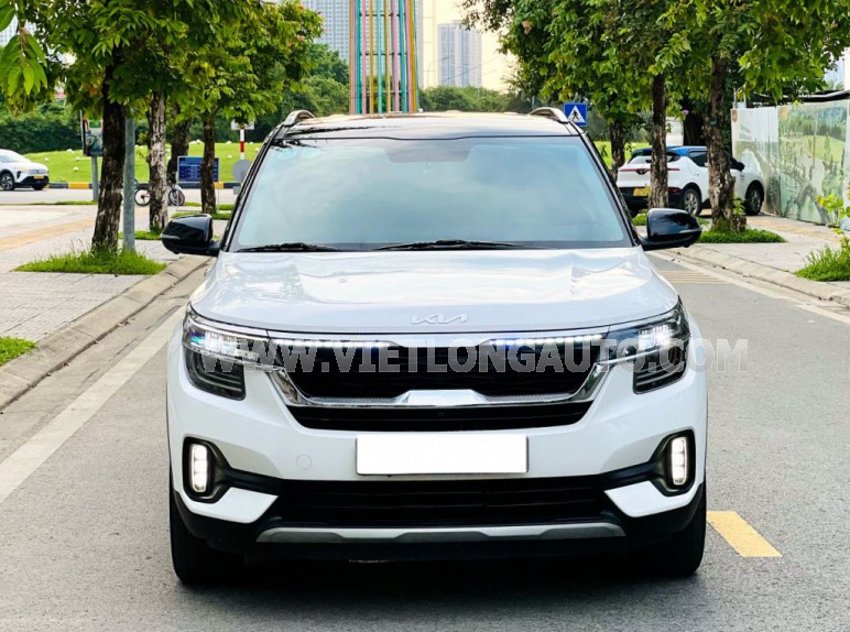 Xe Kia Seltos Premium 1.6 AT 2022 Trắng, Nội Thất Kem