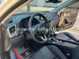 Xe Mazda 3 1.5L Luxury 2019 Trắng, Nội Thất Đen