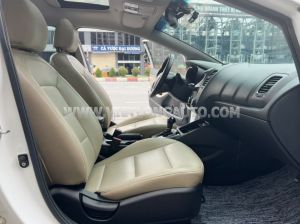 Xe Kia Cerato 1.6 AT 2017 Trắng, Nội Thất Kem