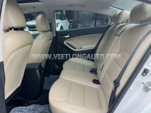 Xe Kia Cerato 1.6 AT 2017 Trắng, Nội Thất Kem
