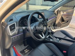 Xe Mazda 3 1.5L Luxury 2019 Trắng, Nội Thất Đen