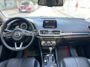 Xe Mazda 3 1.5L Luxury 2019 Trắng, Nội Thất Đen