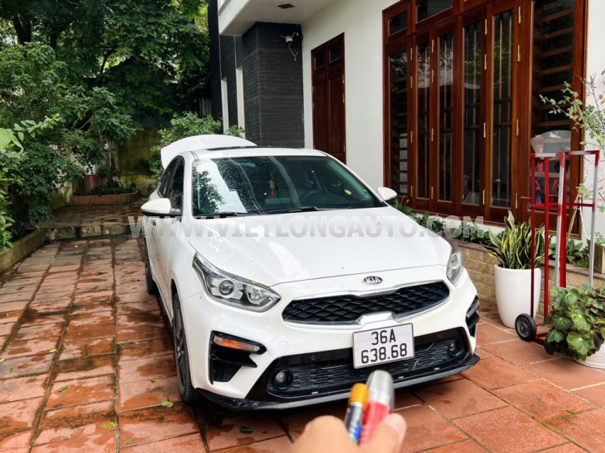 Kia Cerato 1.6 AT Luxury 2021 Trắng, Nội Thất Kem