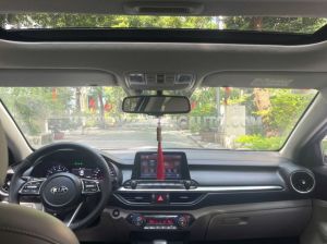 Xe Kia Cerato 1.6 AT Luxury 2021 Trắng, Nội Thất Kem