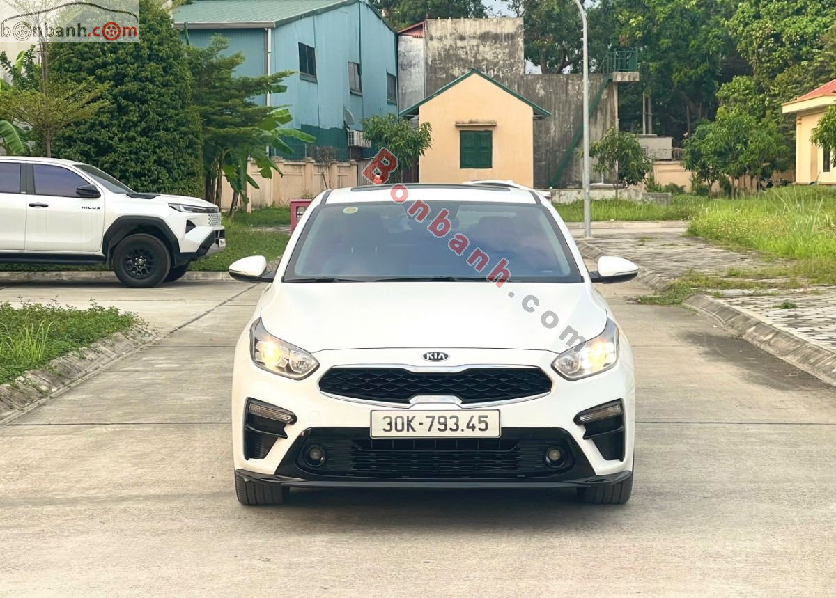 Kia Cerato 1.6 AT Luxury 2020 Trắng, Nội Thất Kem