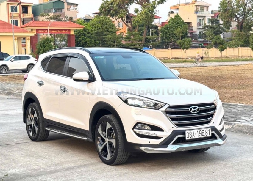Hyundai Tucson 1.6 AT Turbo 2018 Trắng, Nội Thất Kem